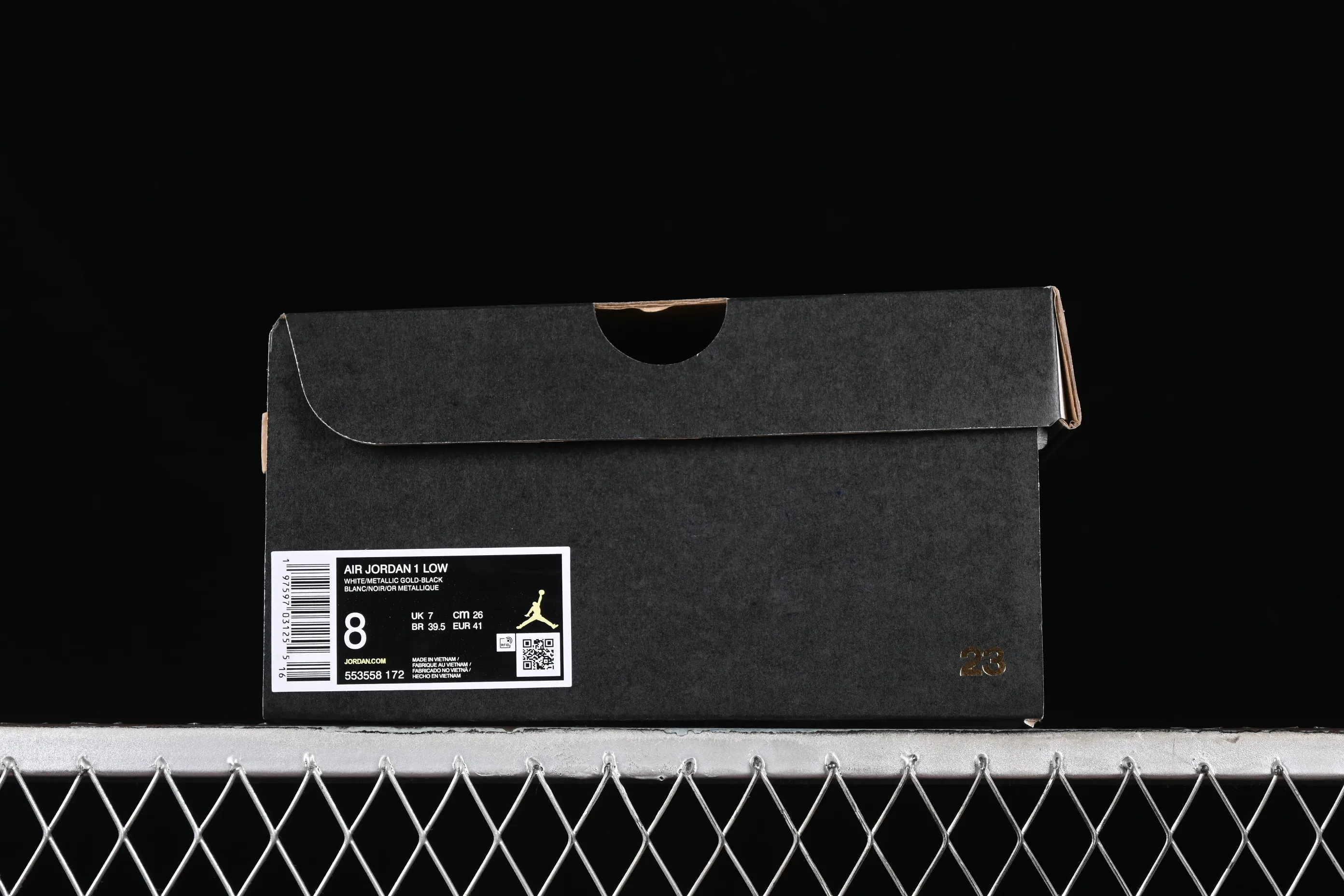 All categories Air Jordan Jordan series basketball shoes Air Jordan 1 Low G version pure original Air Jordan 1 Low AJ1 Joe 1 black and white gold hook low-top cultural basketball shoes 553558-172